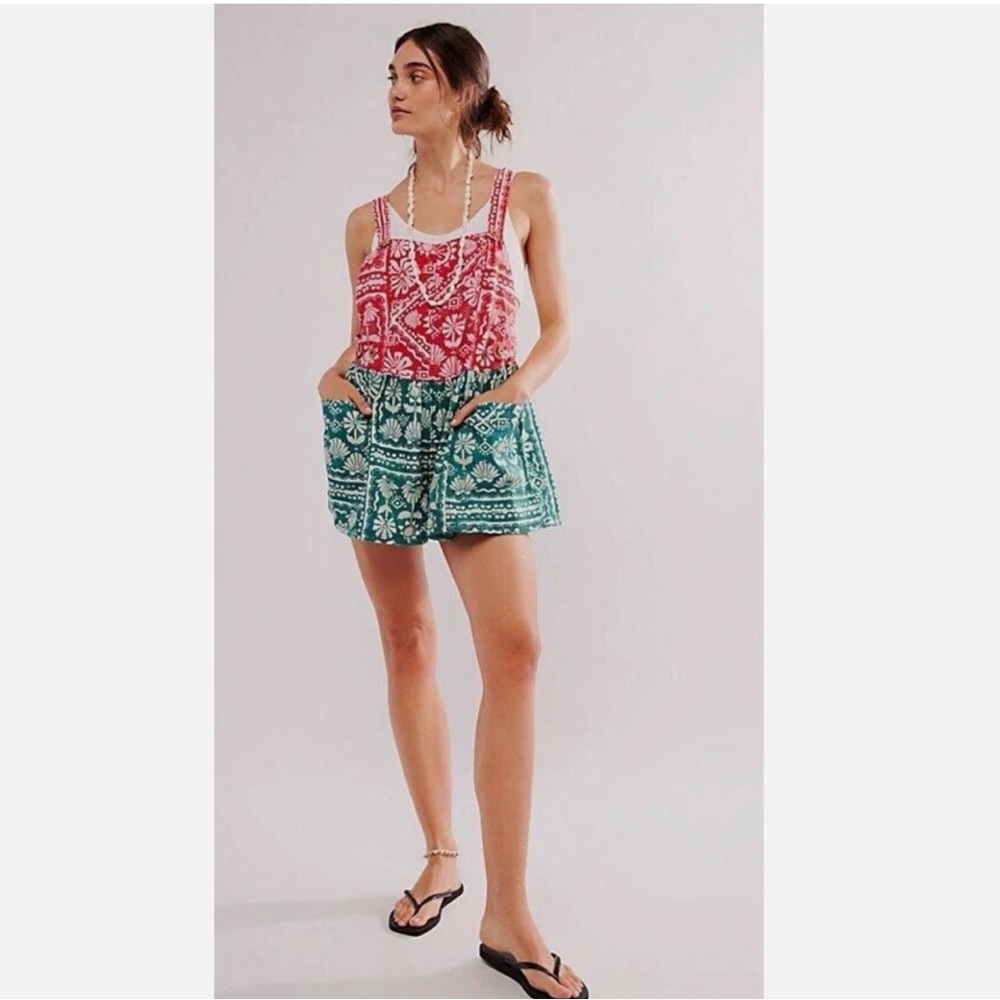 NWOT Free People Palm Bay Printed Relaxed Romper Shortalls in Holiday Combo